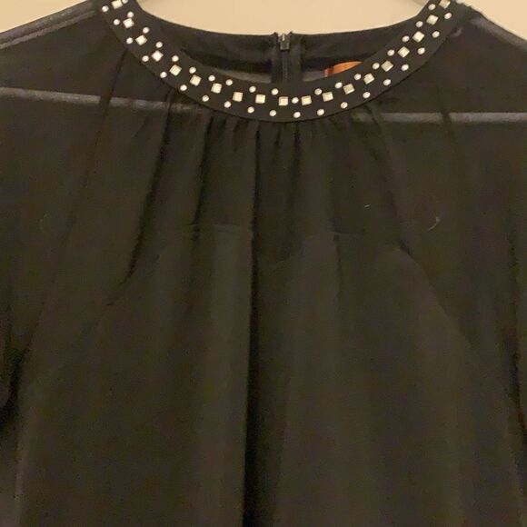 Bellini black blouse with gem accents . Sheer top. Length 28” Size M - Picture 3 of 8